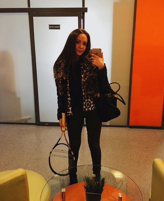 Незабываемые свидания: Где найти девушку по вызову с выездом?